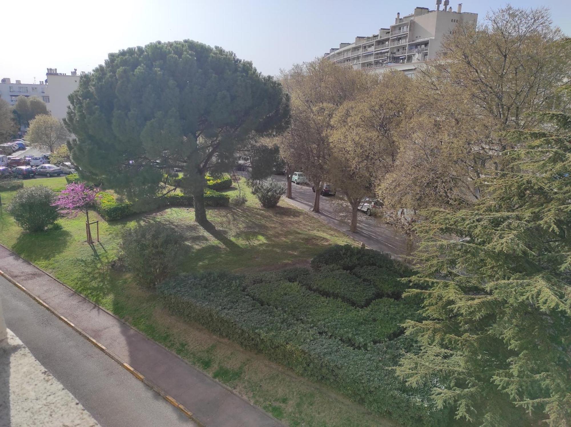 T3 Prado St-giniez Apartment